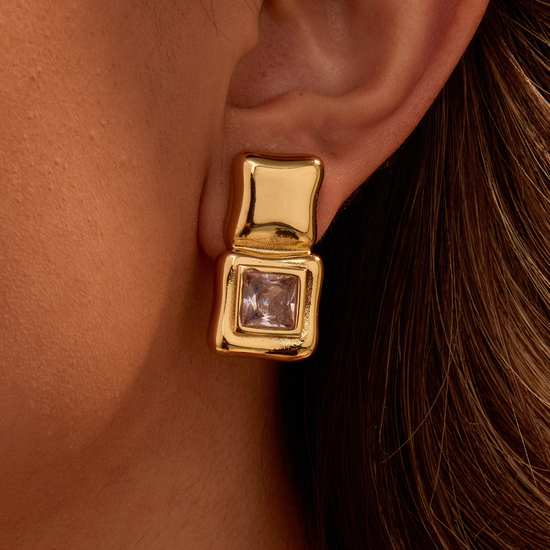 Joselyn Geometric Zircon Earrings [X9S705VE]