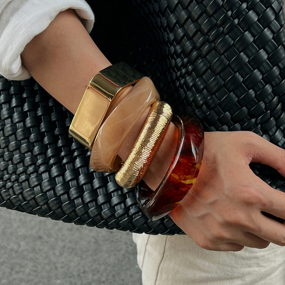 Juliette Gradient Resin Bangle [WLMU2T9C]
