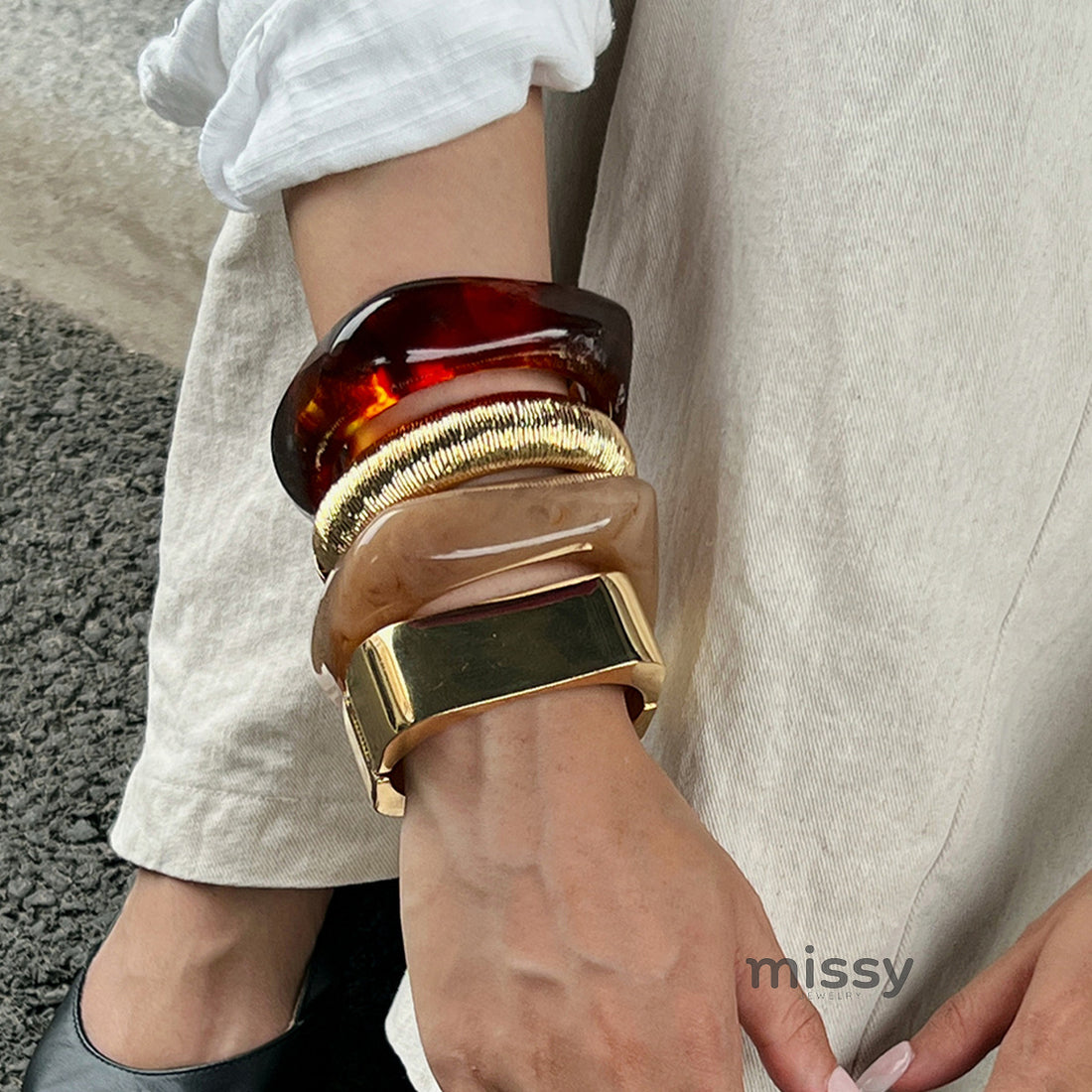 Juliette Gradient Resin Bangle [WLMU2T9C]