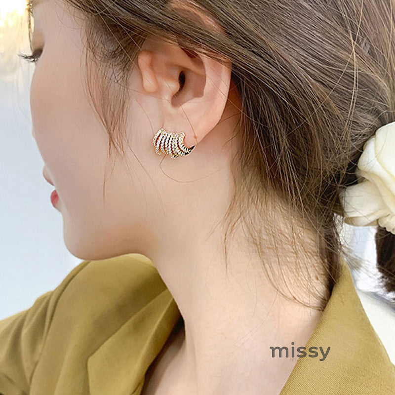 Junie Gold Pavé Crystal Studs [KYJT6ZEE]