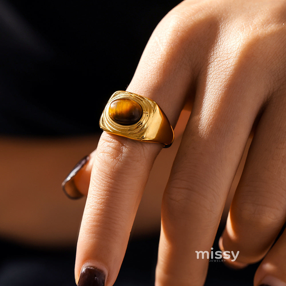 Kaelyn Titanium Tiger Eye Ring [K1BVKKYG]