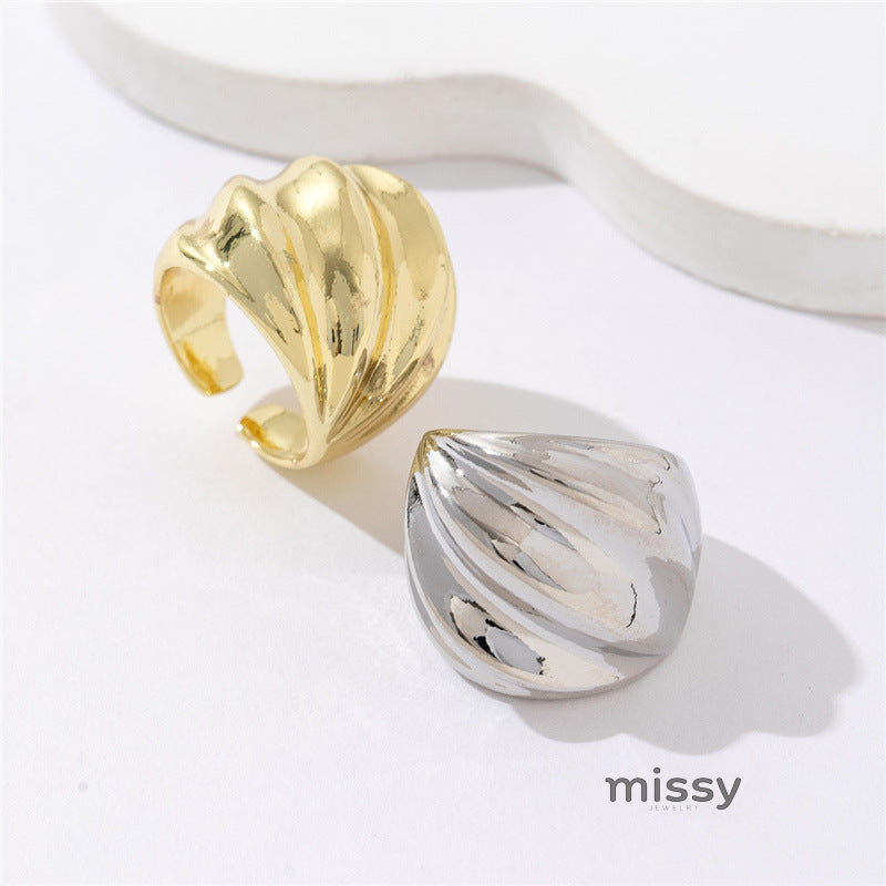 Kapri Layered Threaded Ring [8D8XDBH9]