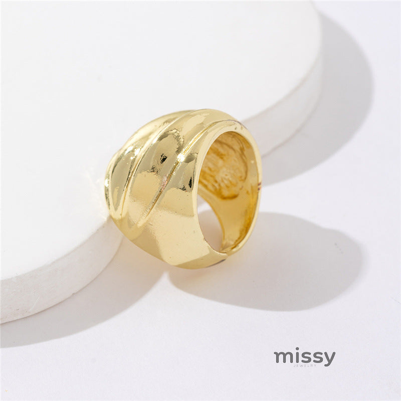 Kapri Layered Threaded Ring [P3F823P1]
