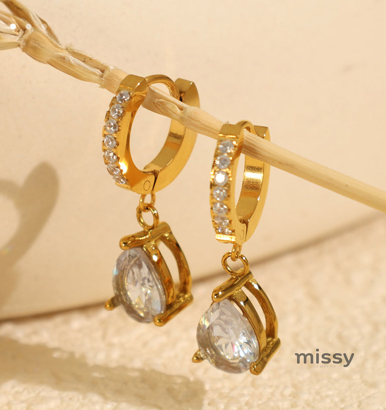 Kasia Zircon Interlocking Hoops [IFB0TX1P]