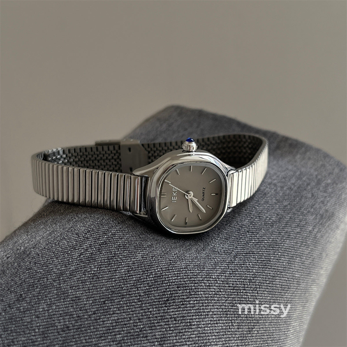 Kathrine Snakehead Quartz Watch [XVSL7VAO]