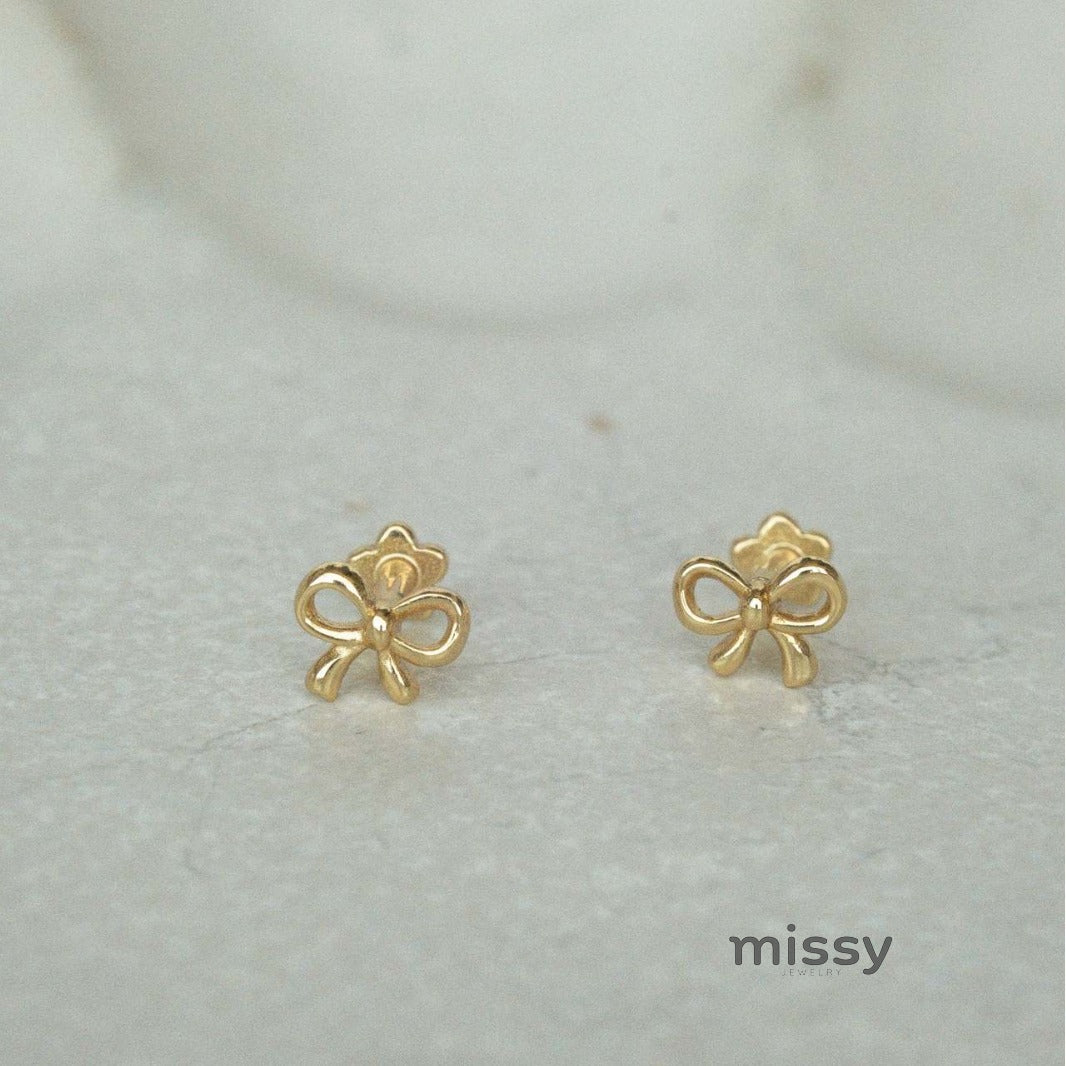 Kaydence Heart Bow Stud Earrings [EA8VTUPZ]