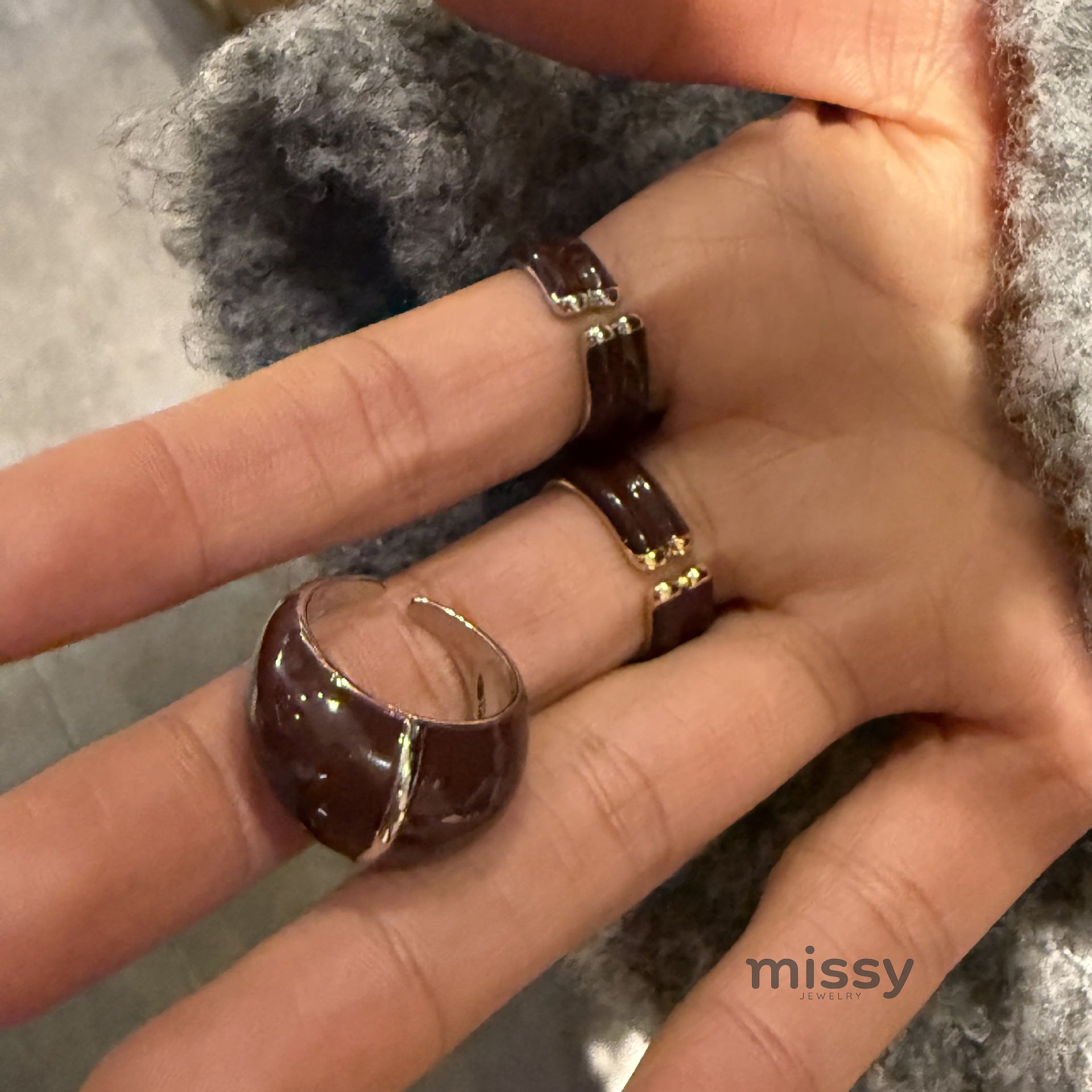 Kaylor Sculpted Enamel Ring [CD6YAKJT]
