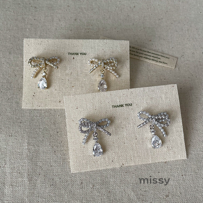 Kelcie Pearl Bow Drop Earrings [07YJG66A]