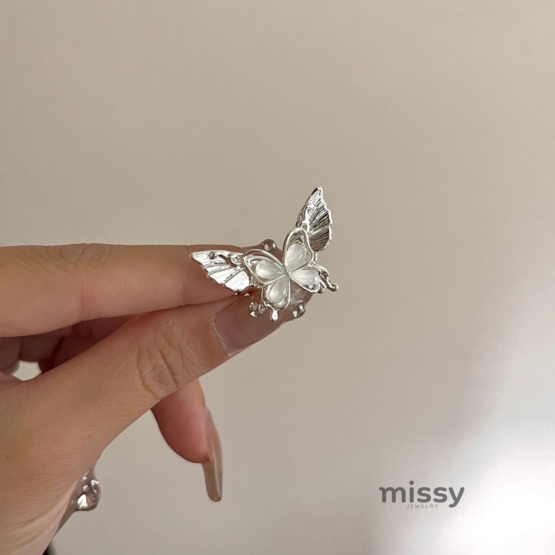 Kelsie Butterfly Stone Ring [O6CGAGYJ]