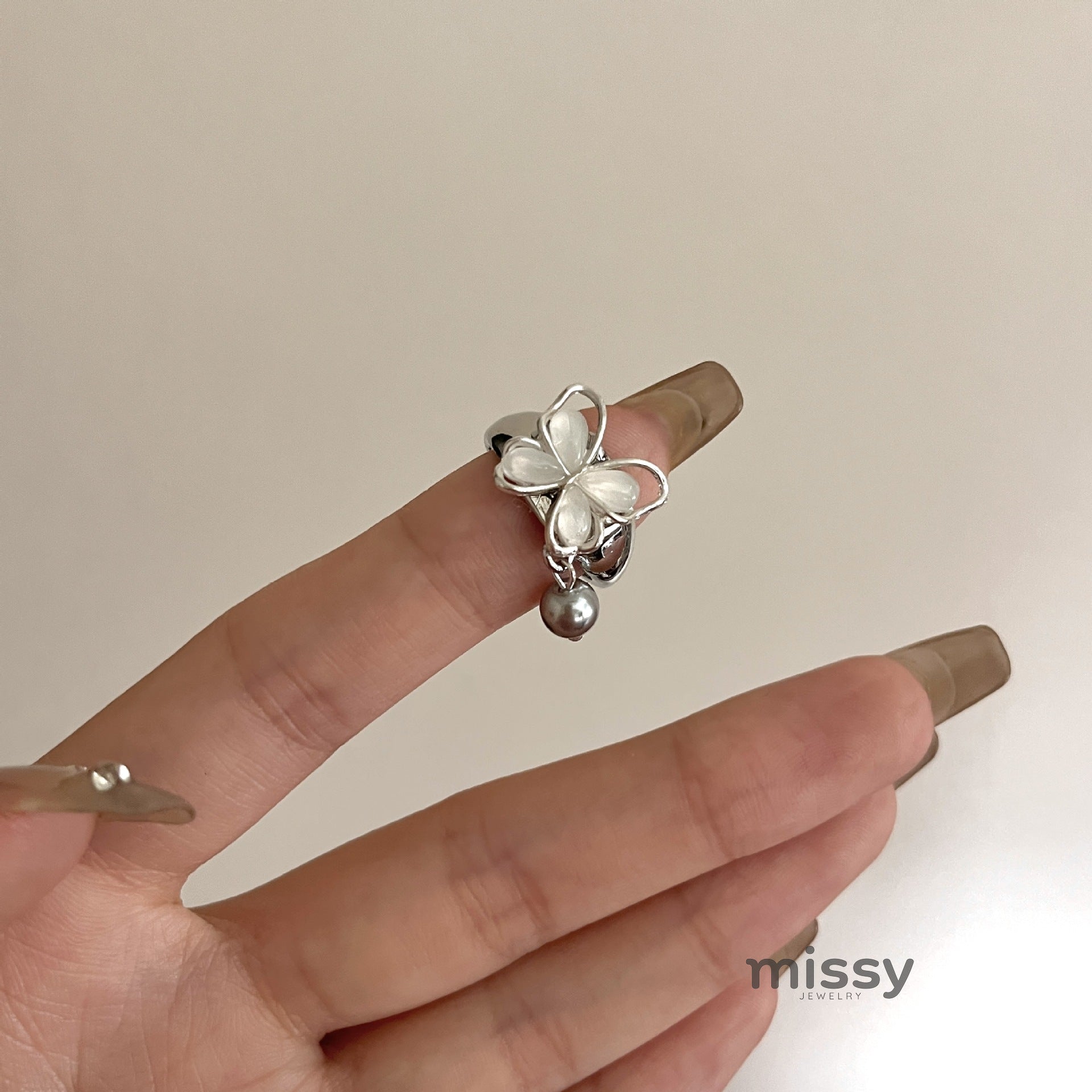 Kelsie Butterfly Stone Ring [Z37GKXQ4]