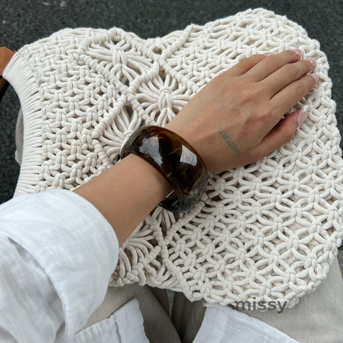 Khali Irregular Smudged Bangle [OE8XGR6B]