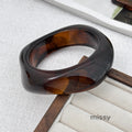 Kiersten Organic Resin Bangle [XRN2P5QE]