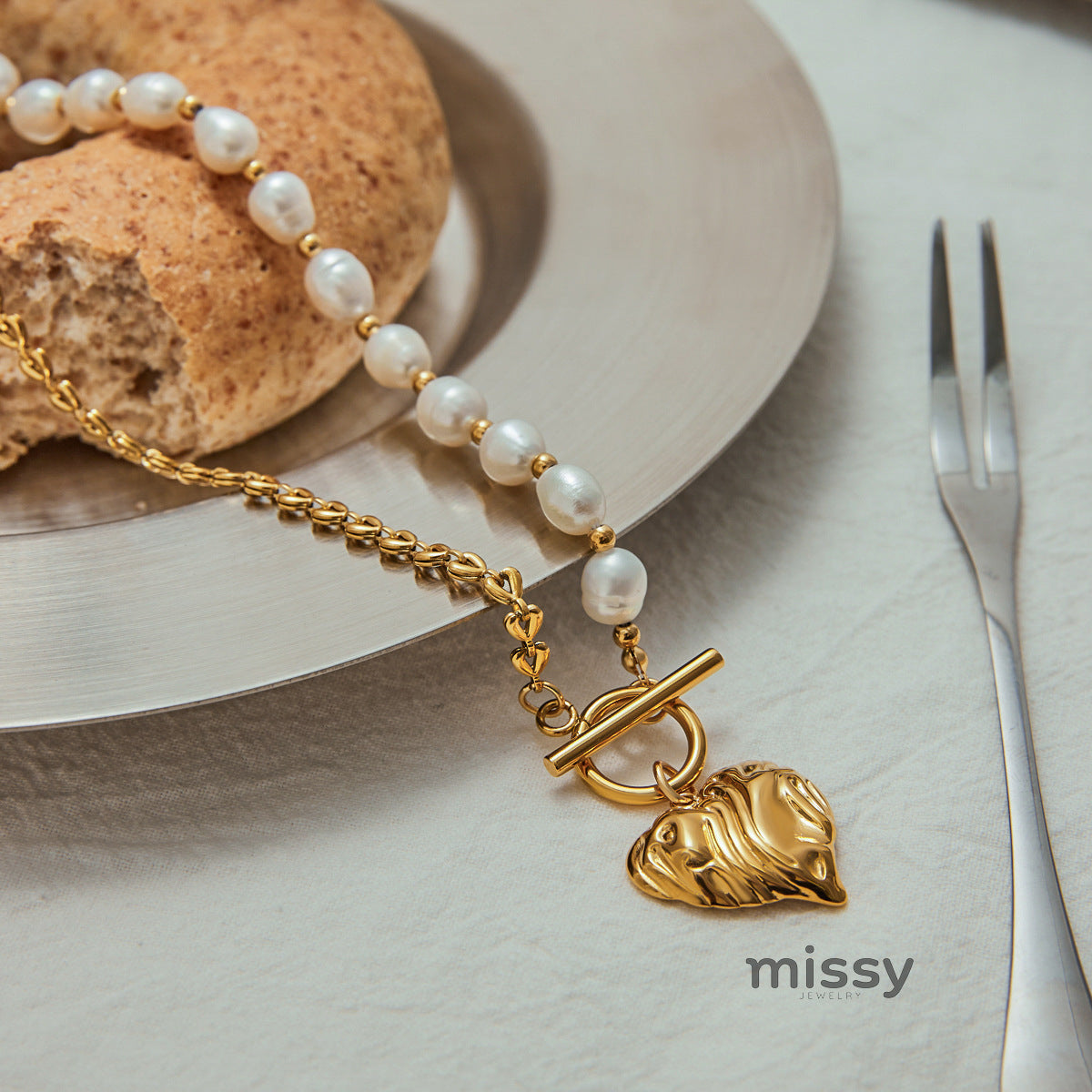 Kimberlee Heart Pearl Necklace [YD256I2B]