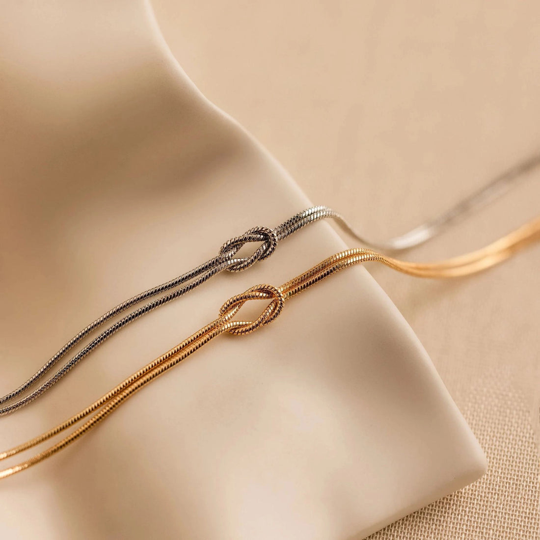 Knot Snake Chain Necklace [6NGB9ECK]