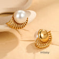 Kyleah Radiant Pearl Studs [HY6AYZPF]