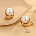 Kyleah Radiant Pearl Studs [5NMB1HT6]