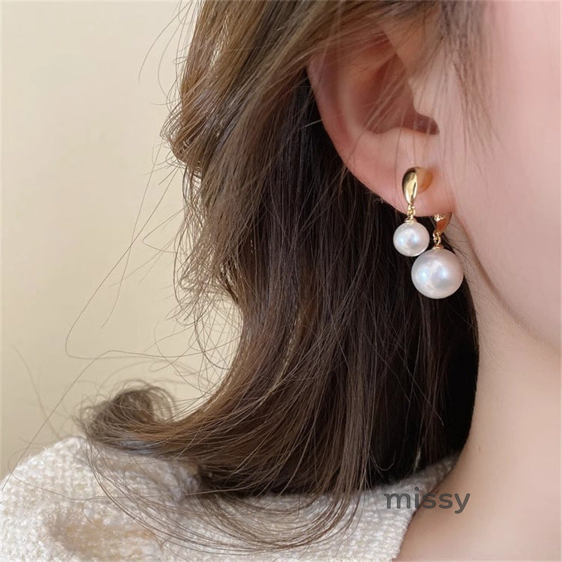 Lainee Geometric Pearl Earrings [AFGS49SA]