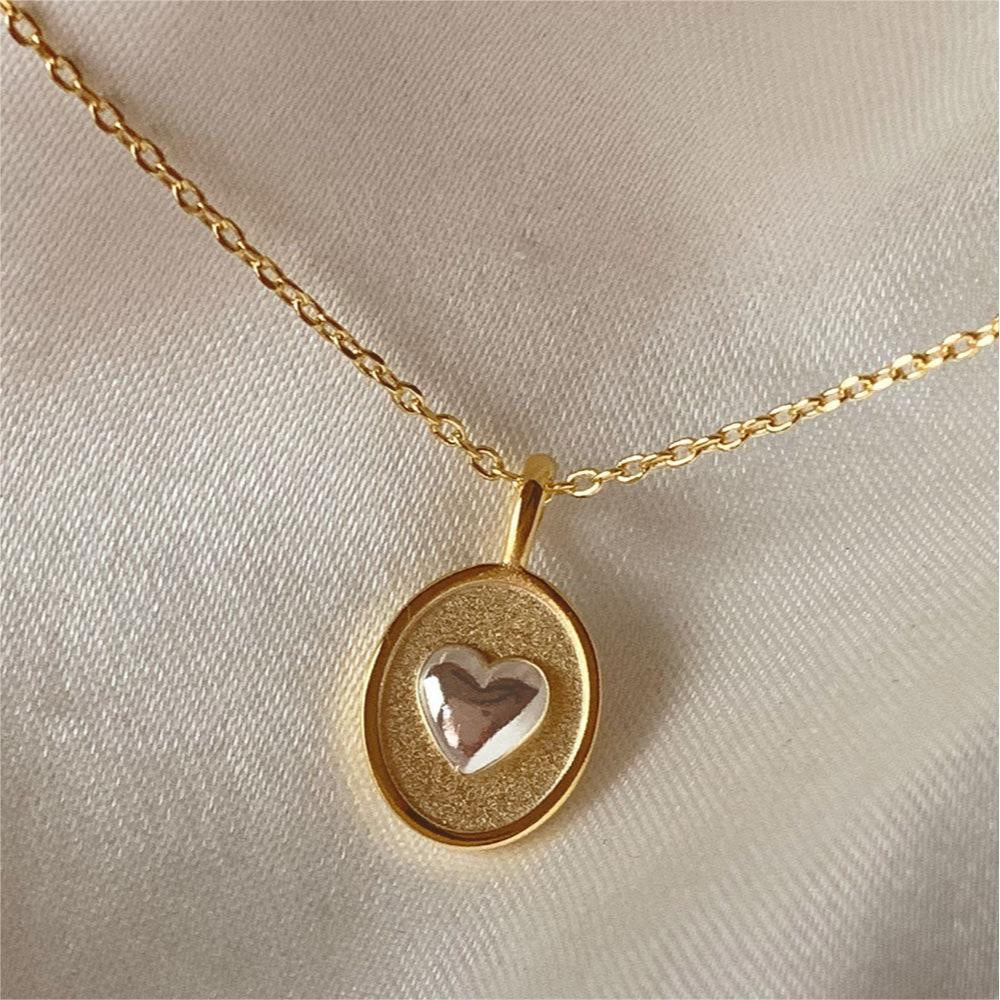 Lara Gold Heart Pendant Necklace [3DMFKZR7]