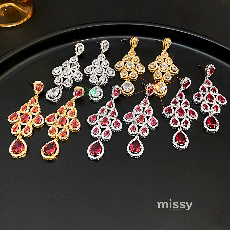 Laurie Zircon Leaf Tassel Earrings [UGBLOHES]