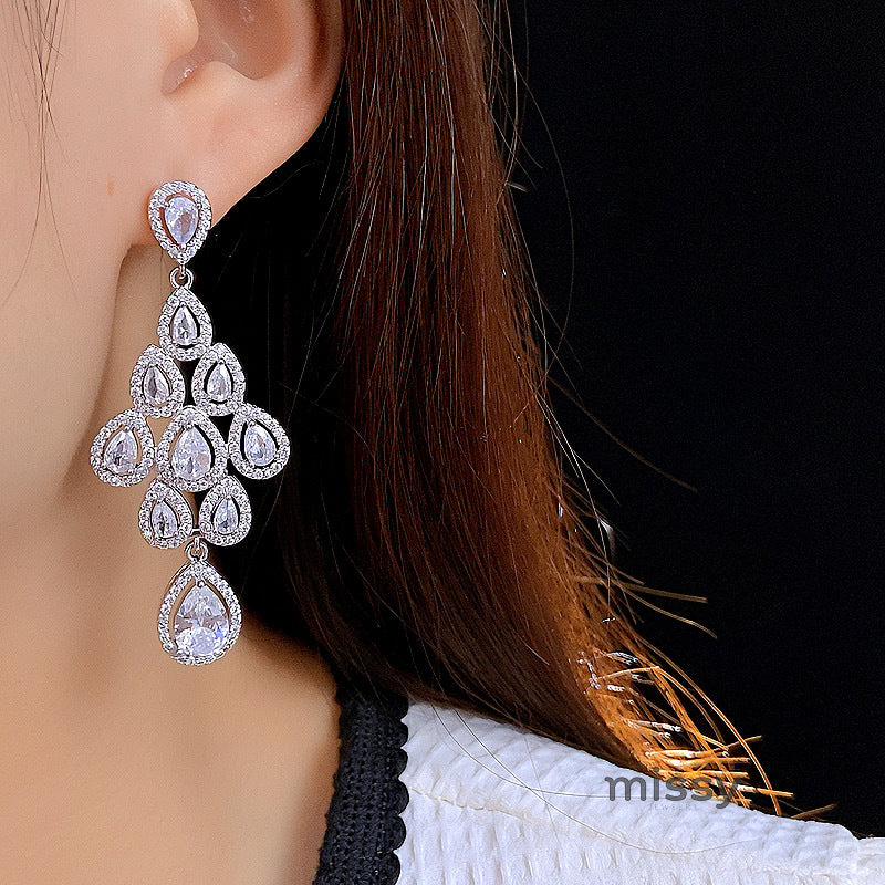 Laurie Zircon Leaf Tassel Earrings [8ZVFDAE9]