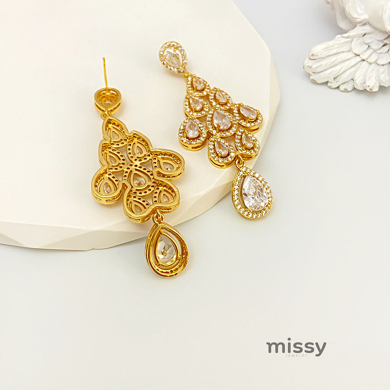 Laurie Zircon Leaf Tassel Earrings [VCI3WOBF]