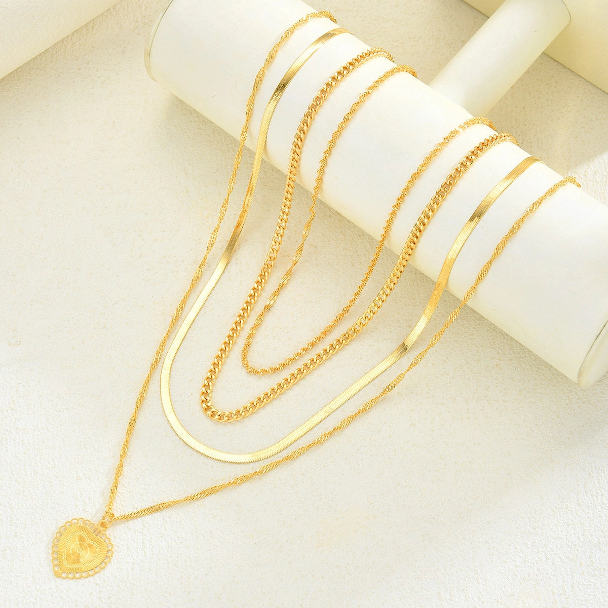 Layered Gold Chain Necklace Set [7UT8X6TP]