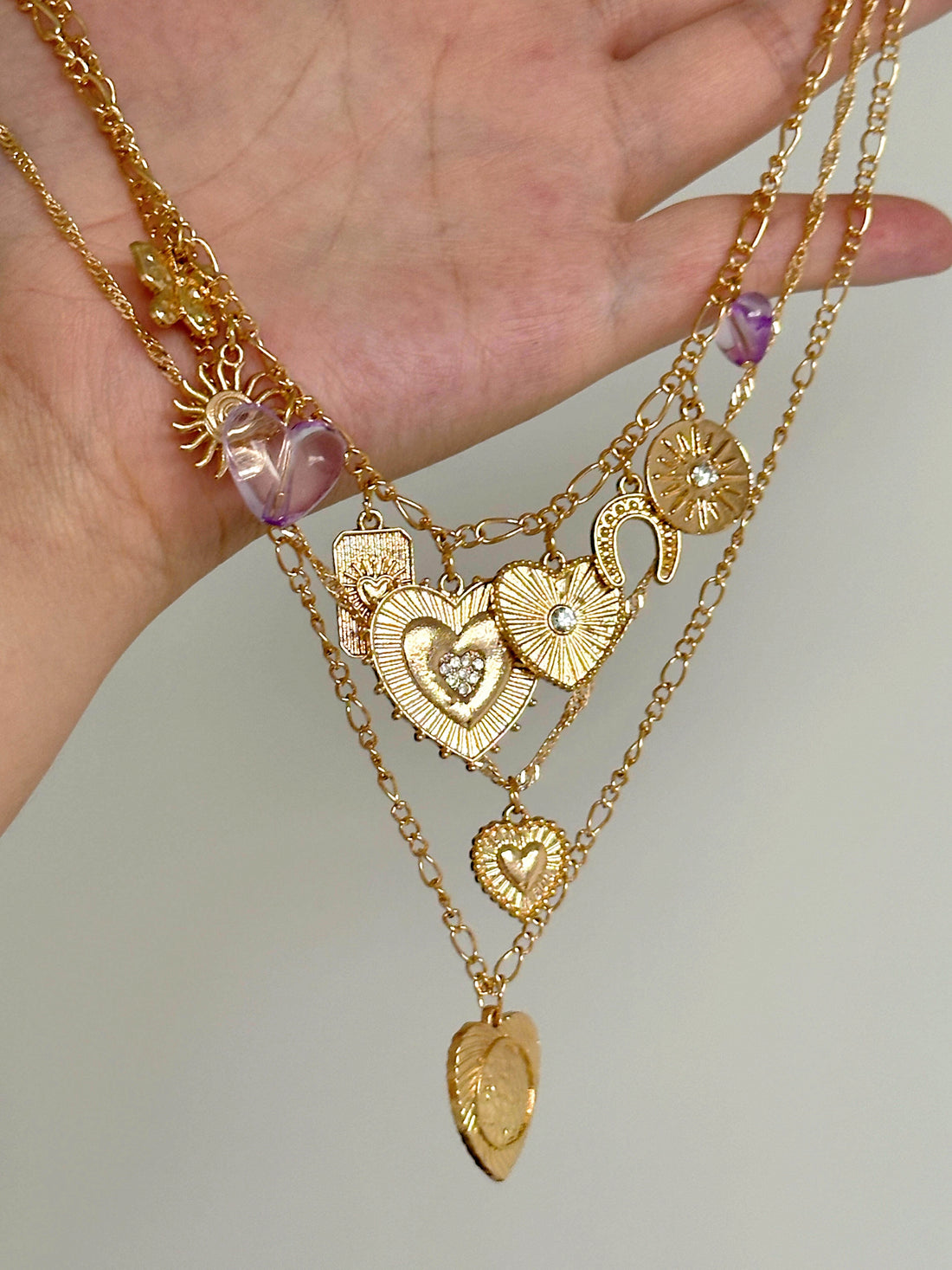 Layered Gold Pendant Necklace [JOR2V6ET]