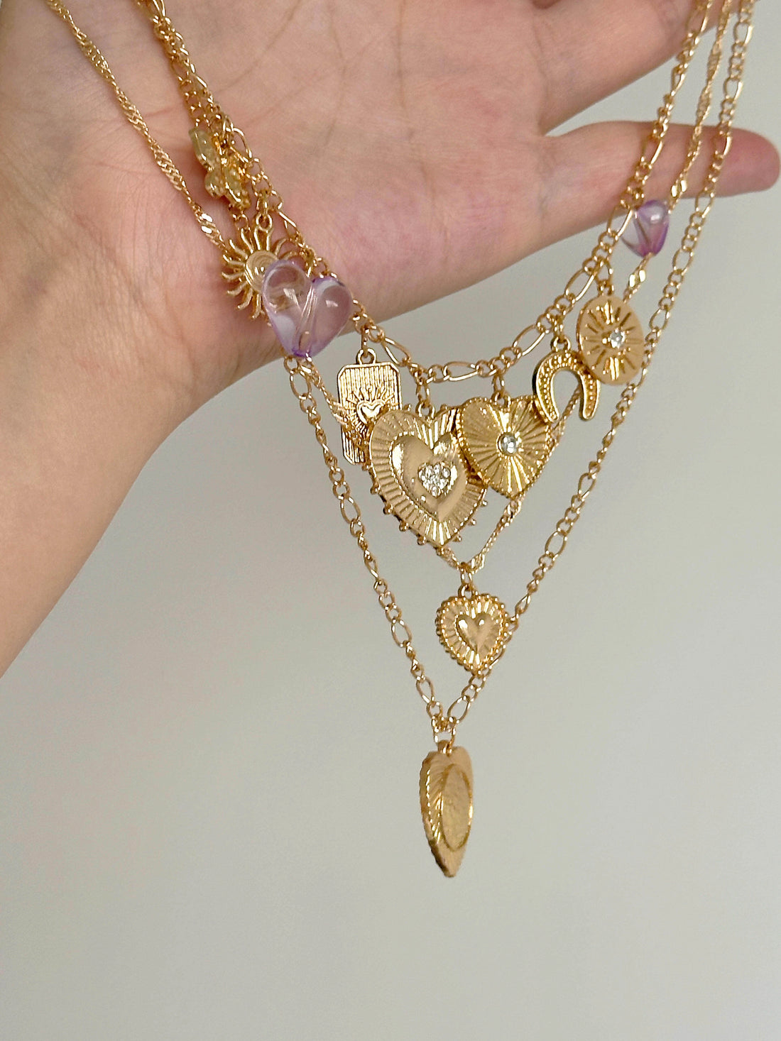 Layered Gold Pendant Necklace [JOR2V6ET]