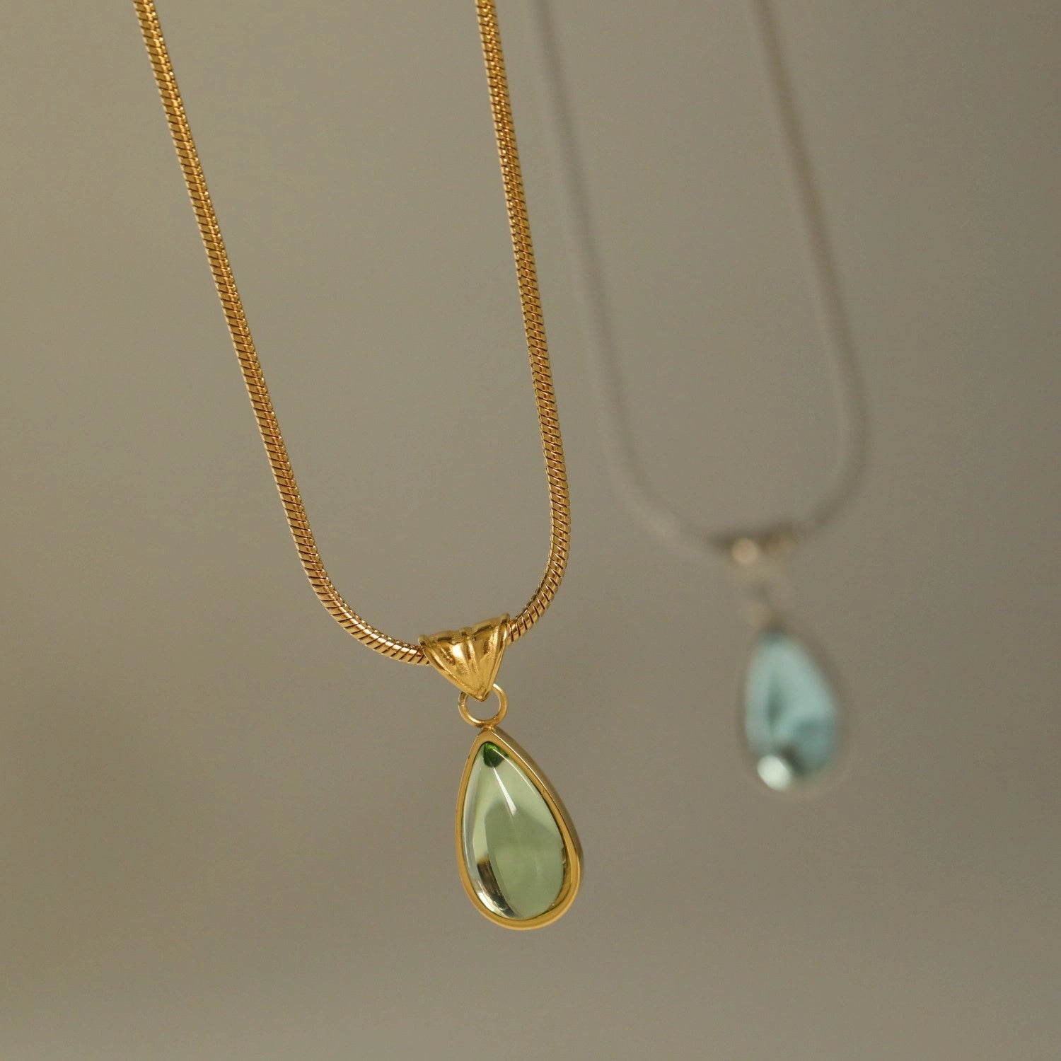 Layered Water Drop Pendant Necklace [X0S8Y0F5]