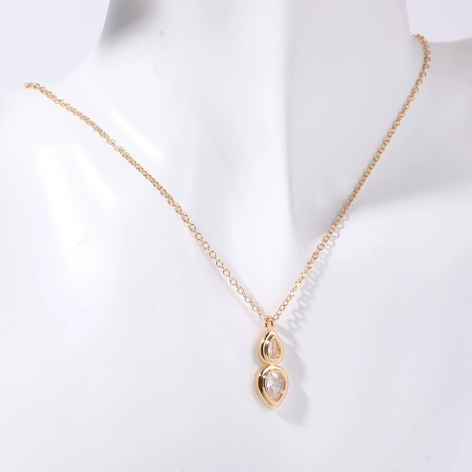 Layered Zircon Pendant Necklace [R5S1KXDM]