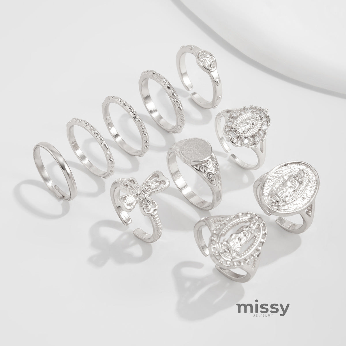 Lea Crown Cross Ring Set [FR7WOGB5]