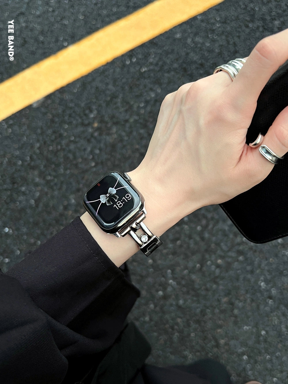Leather Apple Watch Strap with Butterfly Buckle [U5YOTC3V]