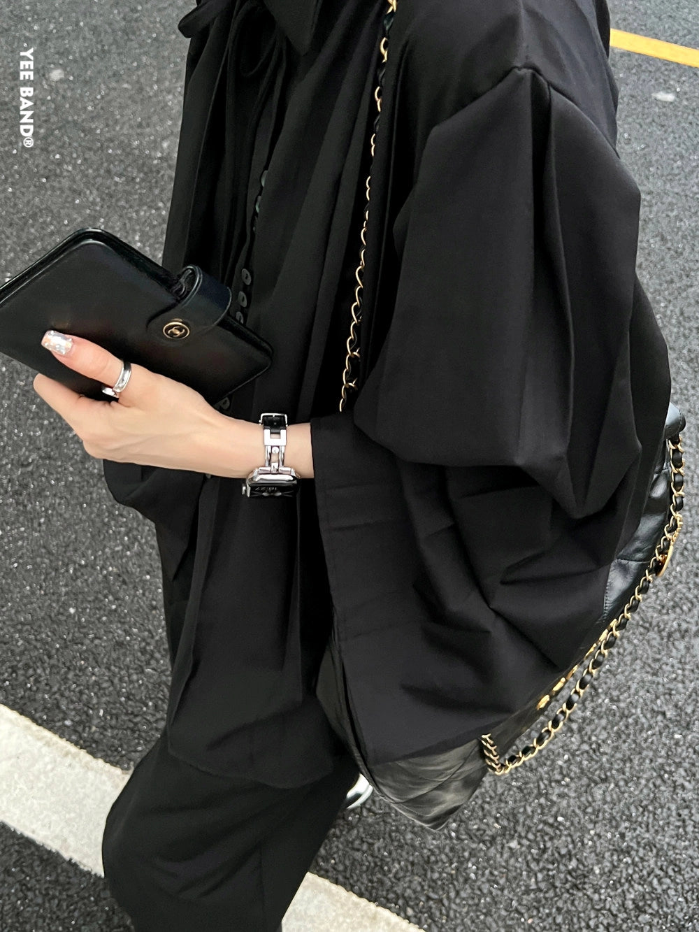 Leather Apple Watch Strap with Butterfly Buckle [H25PP02P]
