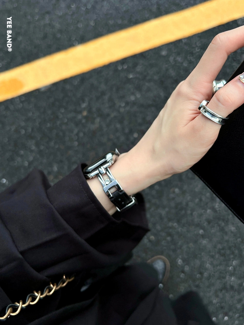 Leather Apple Watch Strap with Butterfly Buckle [OJH5ACB2]