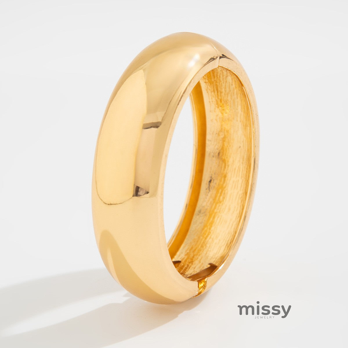 Leidy Glossy Resin Cuff [TTN535IZ]