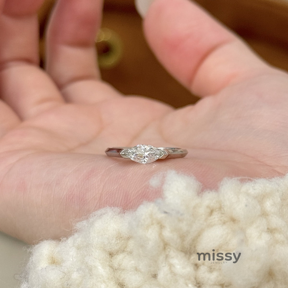 Leilanie Zircon Marquise Ring [5TAVMFNL]