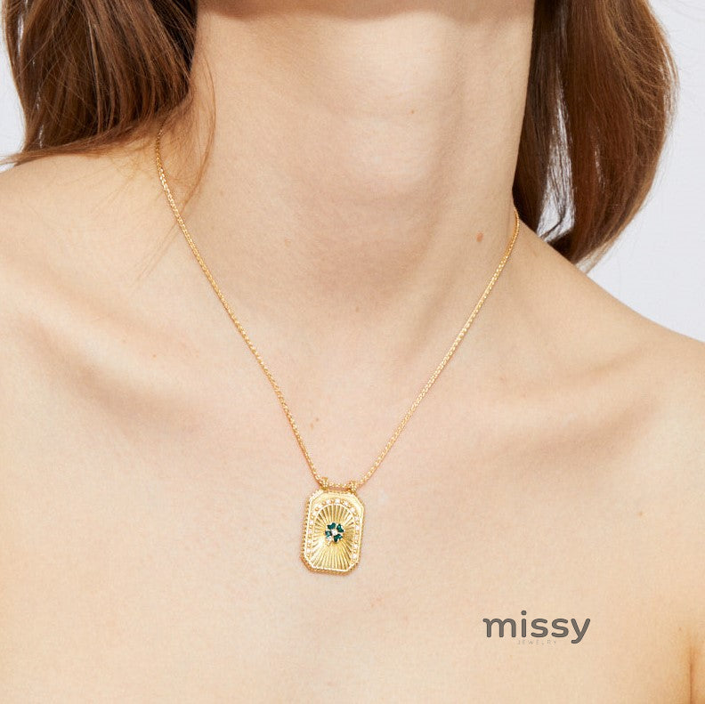 Liani Celestial Charm Necklace [9IPENYJN]
