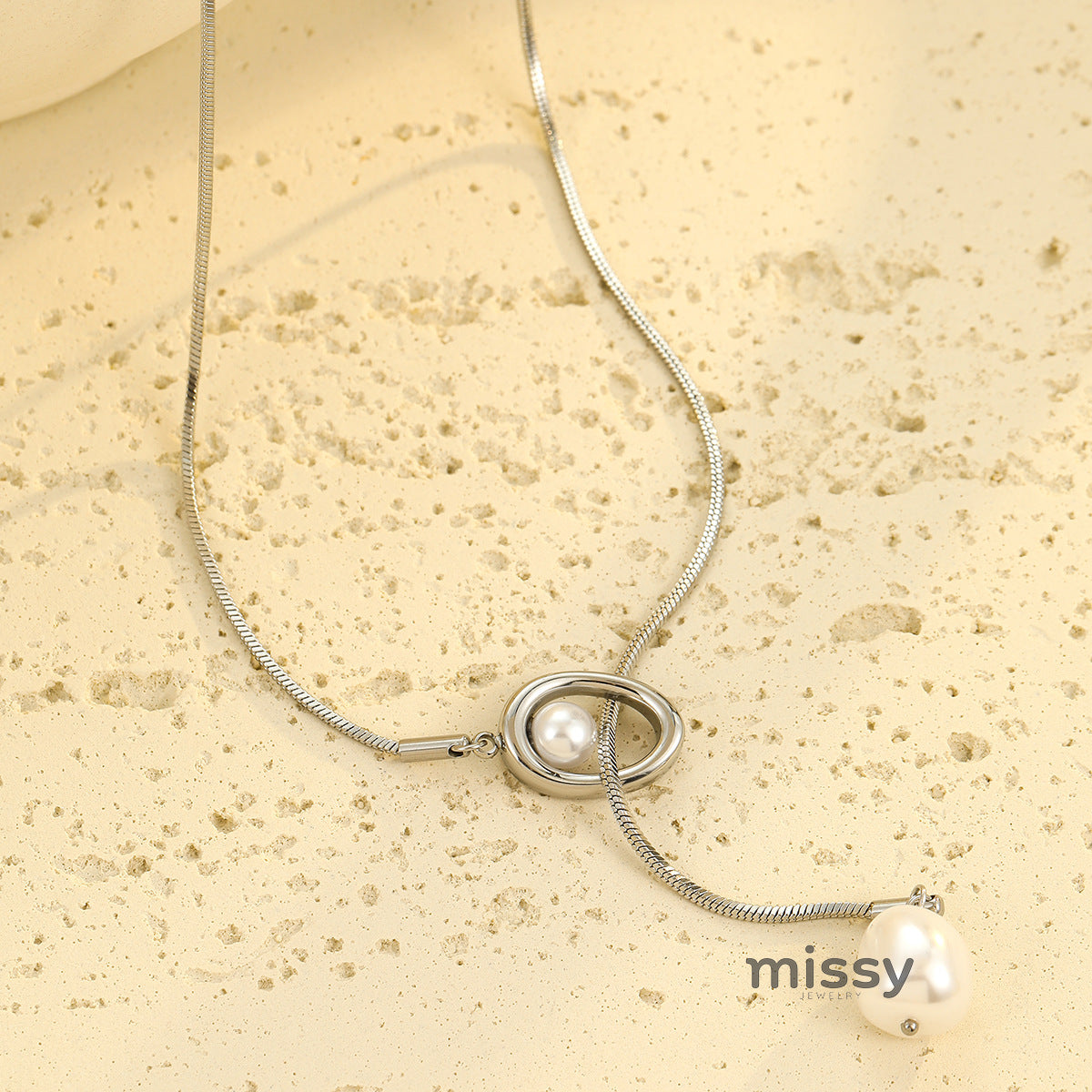 Lilia Pearl Lariat Necklace [Y84GR2DH]