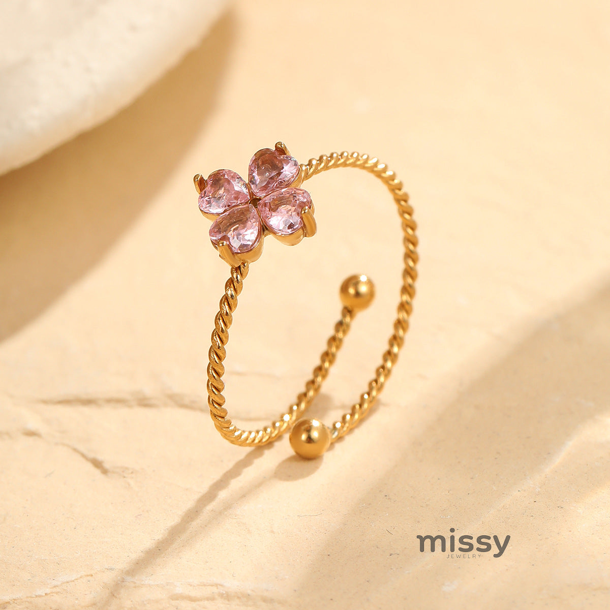 Lilou Clover Charm Ring [MADKD8IA]
