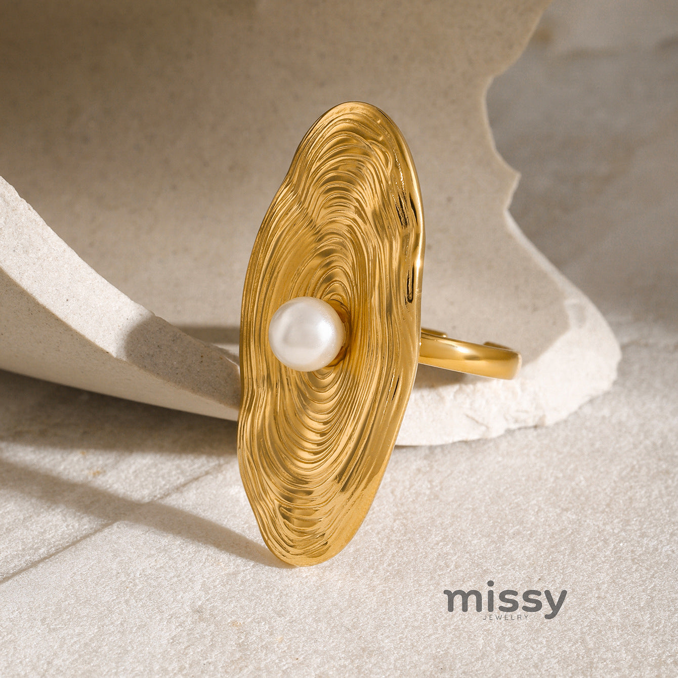 Lilou Cosmic Pearl Open Ring