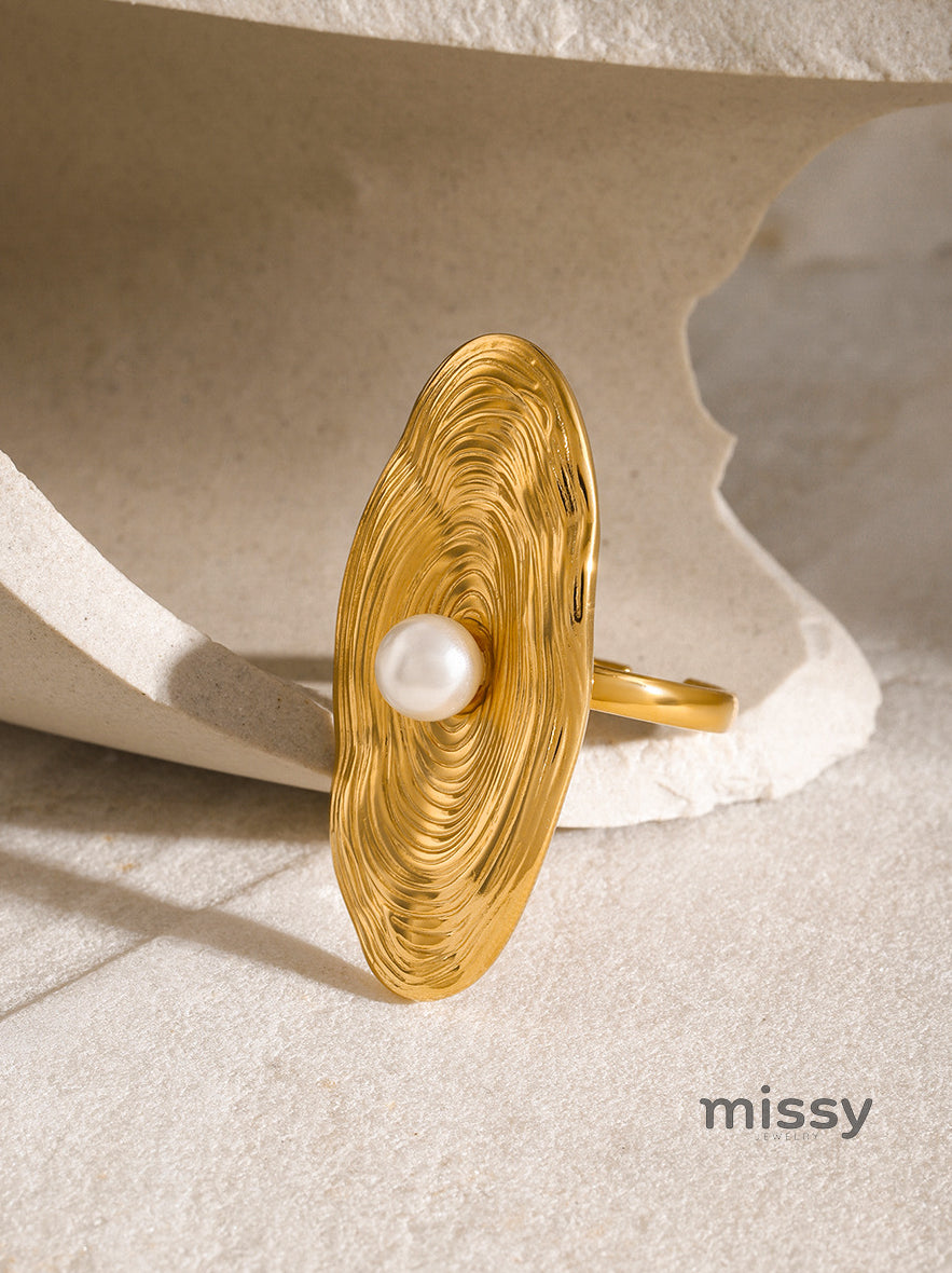 Lilou Cosmic Pearl Open Ring