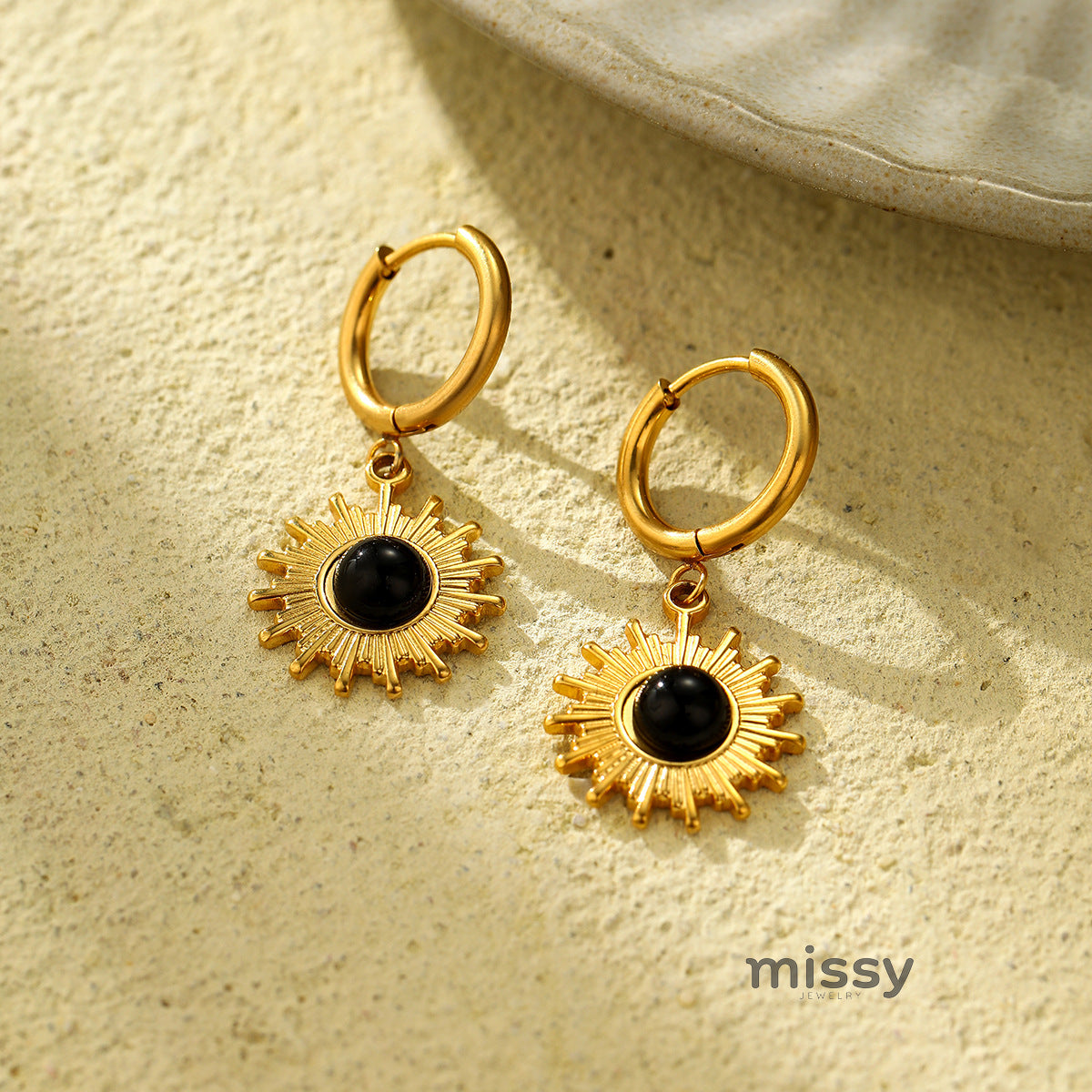 Loghan Delicate Sunflower Stud Earrings [0SGXC7JA]