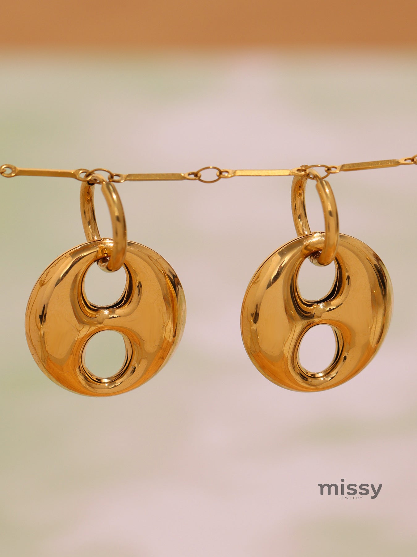 Lorelei Polished Coffee Bean Earrings [8H5U5LUM]
