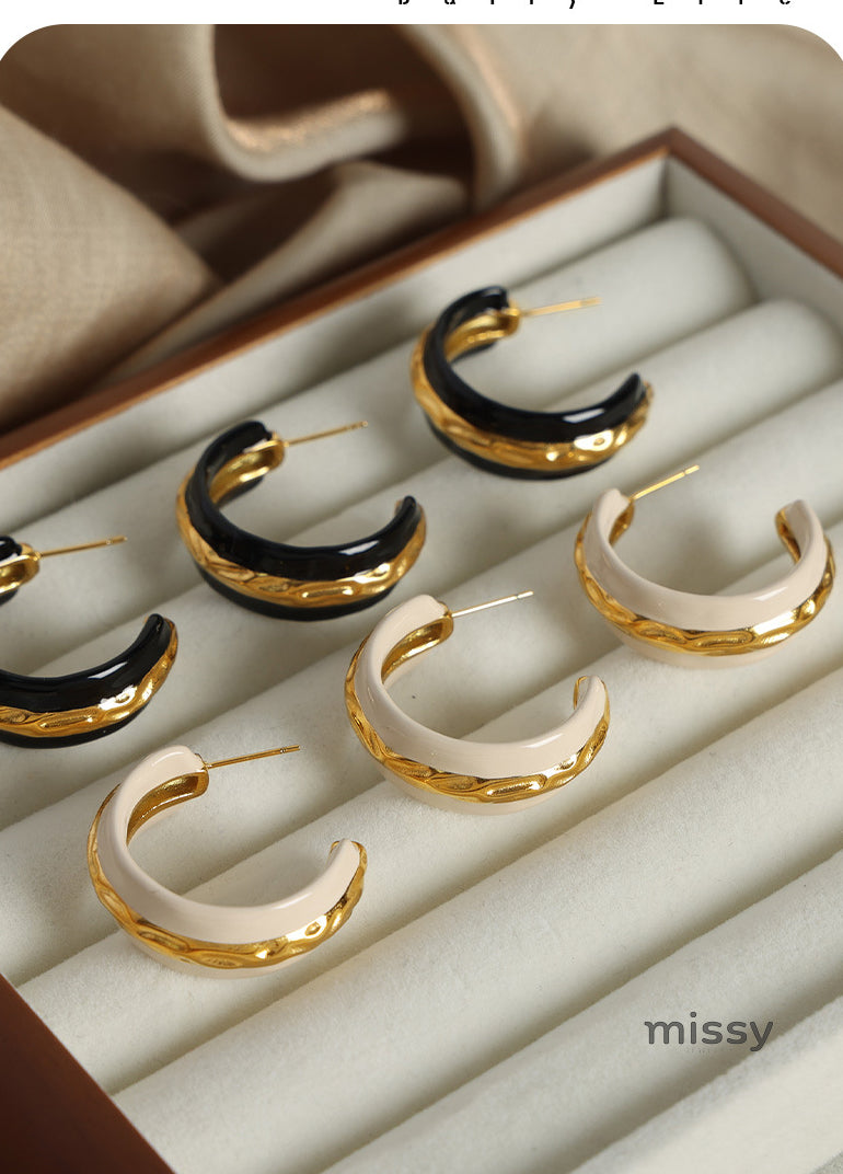 Louella Glazed Hammered C-Hoop Earrings [84H0ZO9A]
