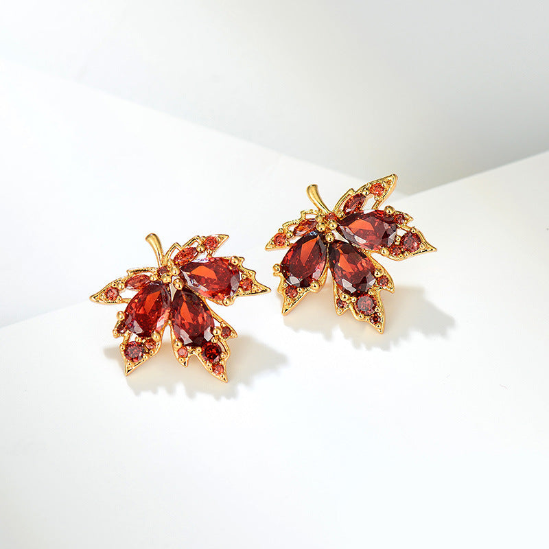 Lowen Red Rhinestone Leaf Studs [7MJC49I6]