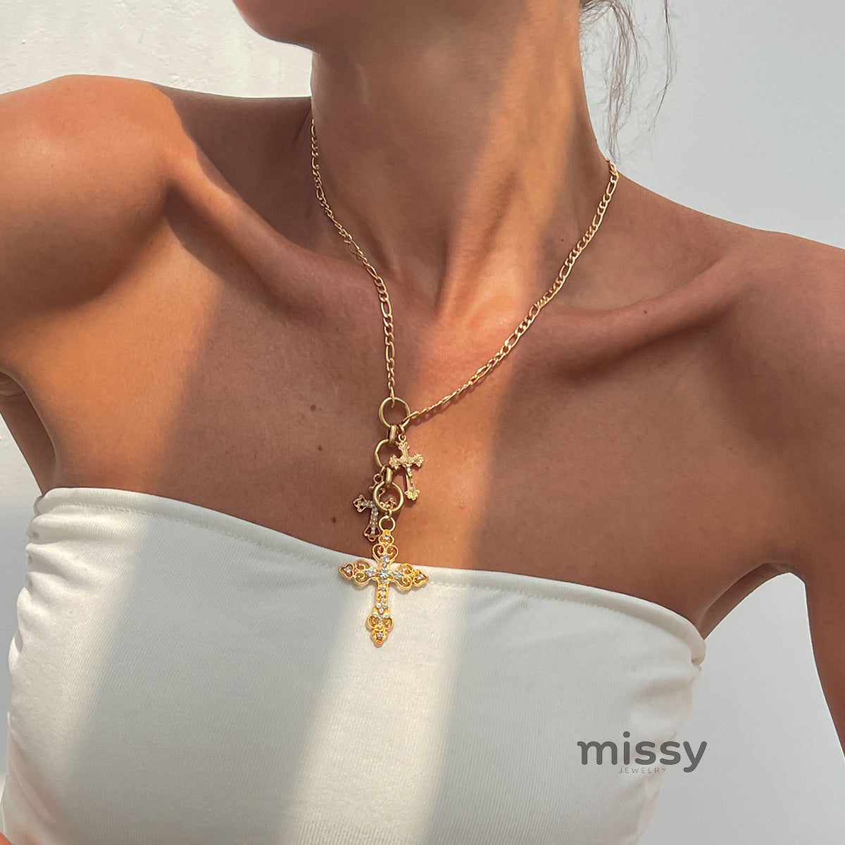 Lyana Vintage Rhinestone Cross Necklace [HITTNTRE]