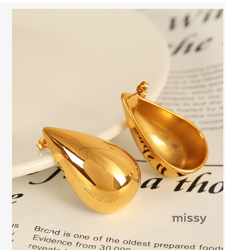 Lyrik Elegant Knot Earrings [8EK9LUDE]