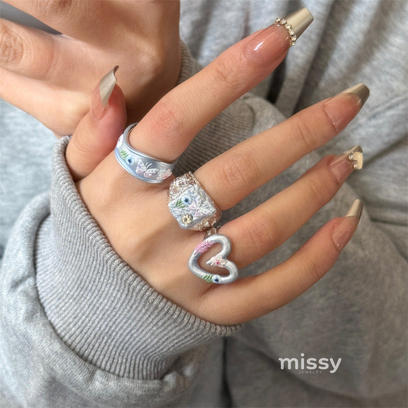 Madison Enamel Butterfly Ring [EAUKEV6P]