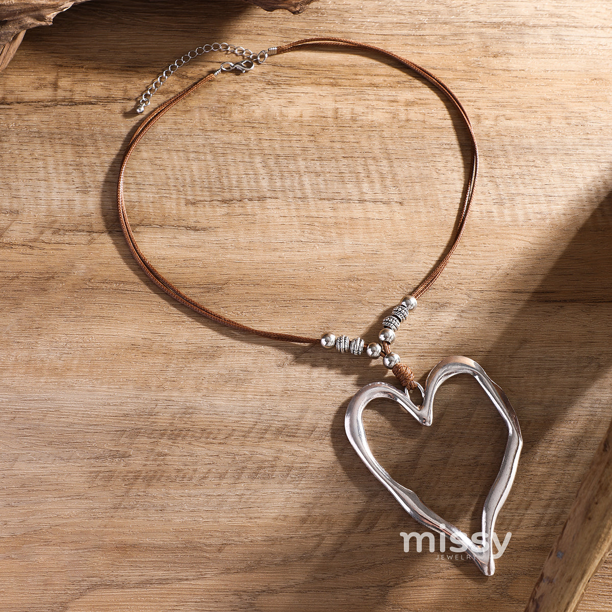 Malea Pointed Heart Wax Necklace