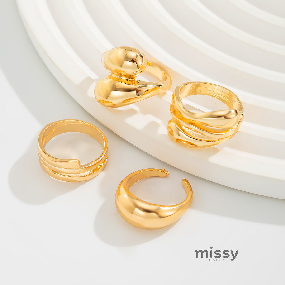 Mali Pearl Accented Cuffs [UYAJY6T2]